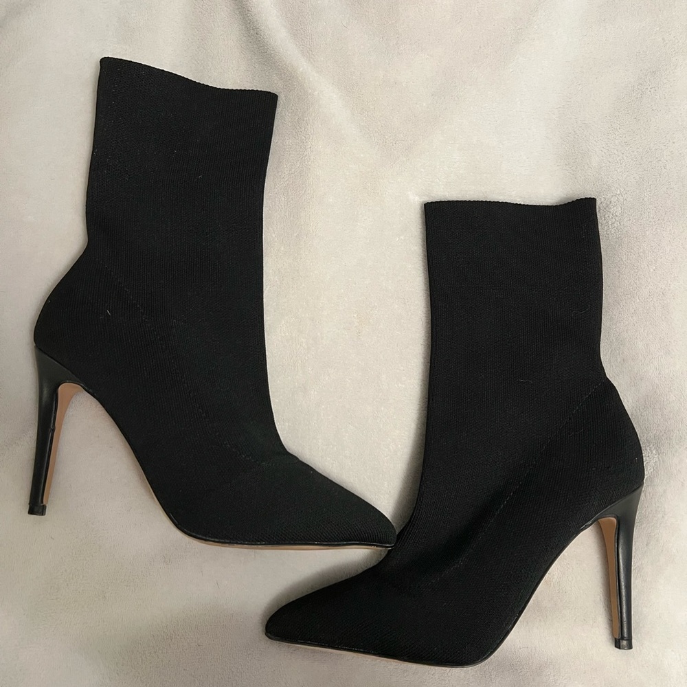 Heeled boots